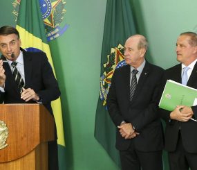 Bolsonaro assina decreto que facilita a posse de armas. Veja alguns pontos do decreto