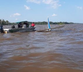 Vídeo – Aeronave cai no rio Amazonas