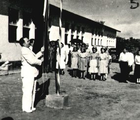 Memória – Inauguração da escola Alexandre Vaz Tavares