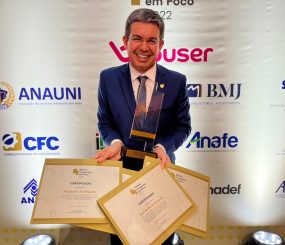 Melhor Senador do Brasil: Randolfe é escolhido pela 10a vez no Prêmio Congresso em Foco