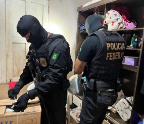 Polícia Federal cumpre mandados de prisão contra a comercialização de drogas na modalidade delivery