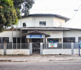 Surto de SRAG – Escola suspende aulas após detectar quase a metade dos alunos com sintomas
