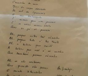 Olha só essa beleza: o manuscrito de Garota de Ipanema